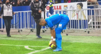 篮球摄影拍摄技巧（篮球赛场拍摄要领）