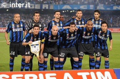 阿森纳再一次在圣诞节领跑积分榜，能否顺利夺冠？（阿森纳圣诞再登榜首，这次能最终捧杯吗？）