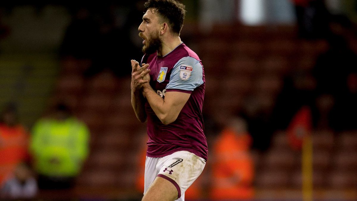 掘金约基奇三双末节爆发（约基奇斩获三双，末节发威助掘金）