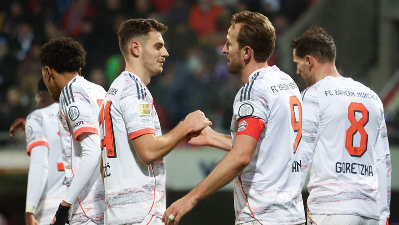 中超比赛亮点：上海海港2-1取胜山东泰山,（中超战报：上海海港2比1力克山东泰山）