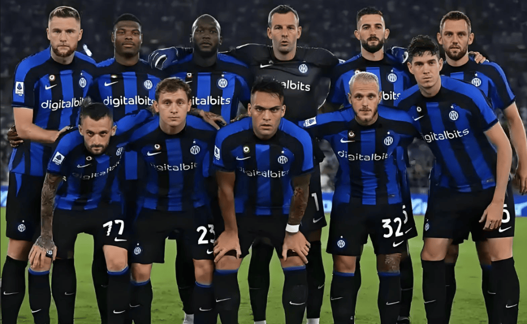 记者：曼联准备正式报价谢什科，球员只想加盟曼联（记者：曼联将提交谢什科正式报价，球员只愿投奔红魔）